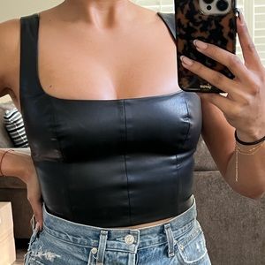 MYNDIE TOP IN BLACK - NBD - REVOLVE